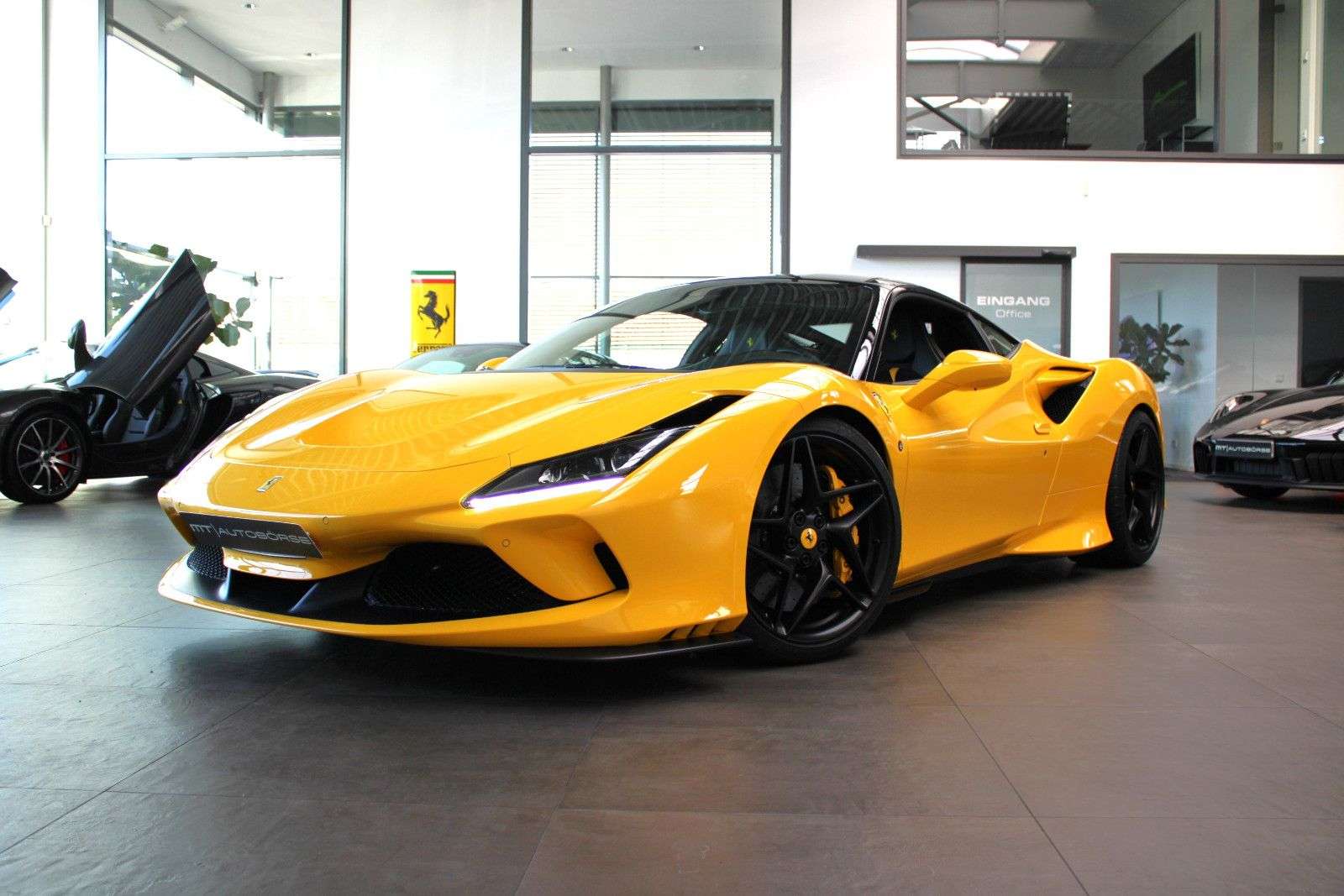 Brugt Ferrari F8 Tributo 3.9