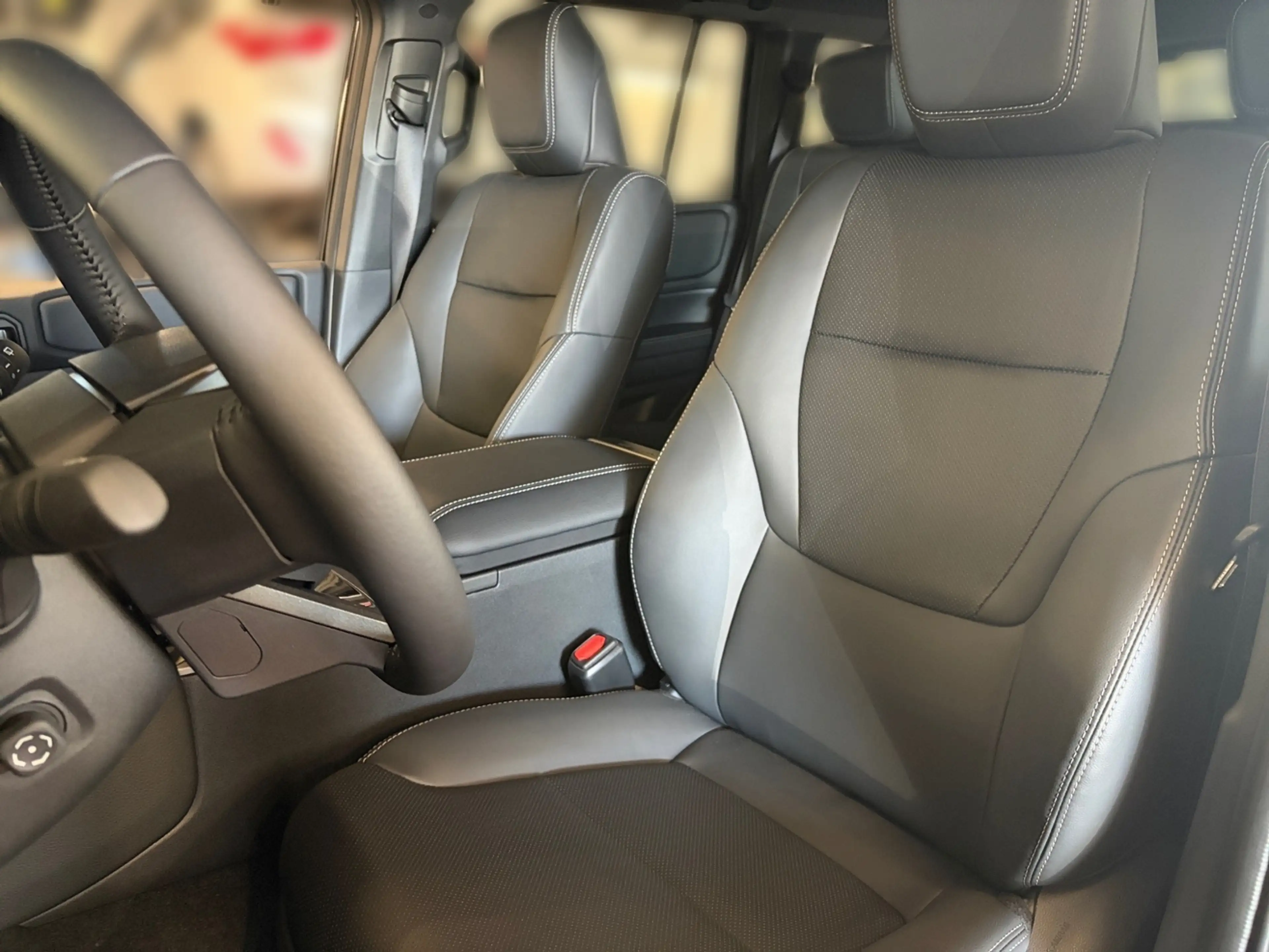 Toyota Land Cruiser 2,8 D-4D Executive sofort lieferb. — photo 9