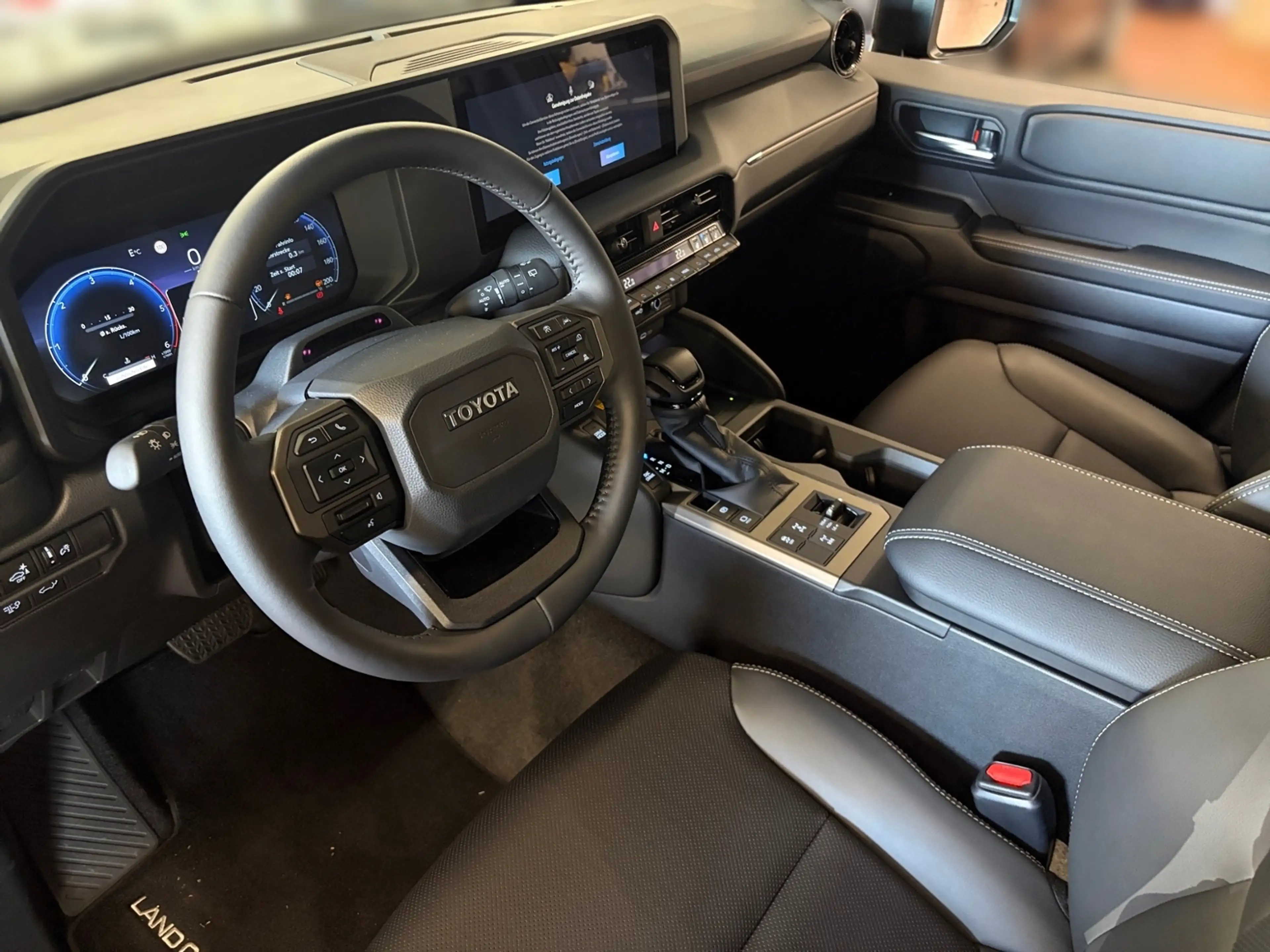 Toyota Land Cruiser 2,8 D-4D Executive sofort lieferb. — photo 8