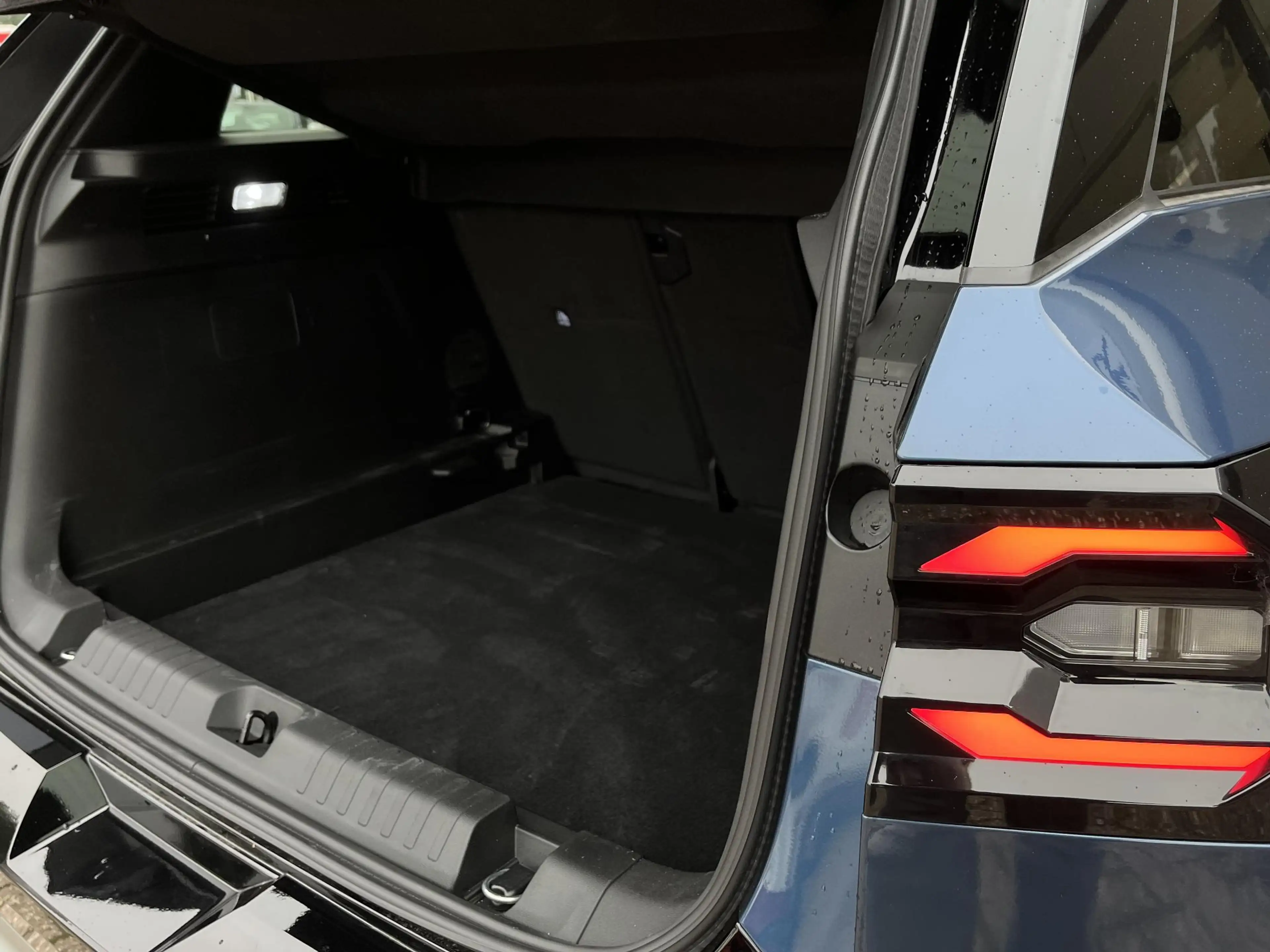 Jeep Compass 1.2 e-Hybrid Summit | Apple/Android | Panorama sch — photo 12