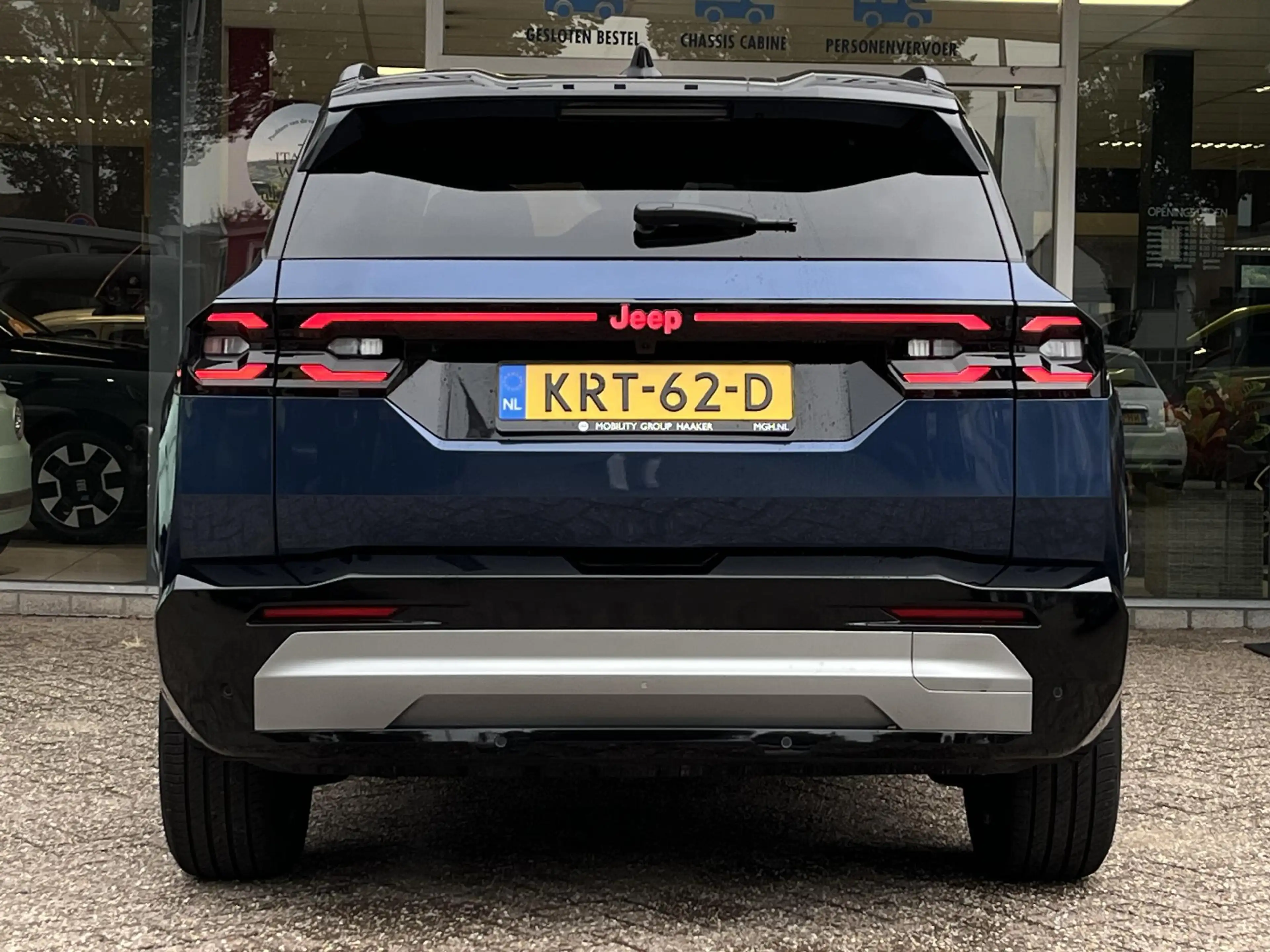 Jeep Compass 1.2 e-Hybrid Summit | Apple/Android | Panorama sch — photo 6