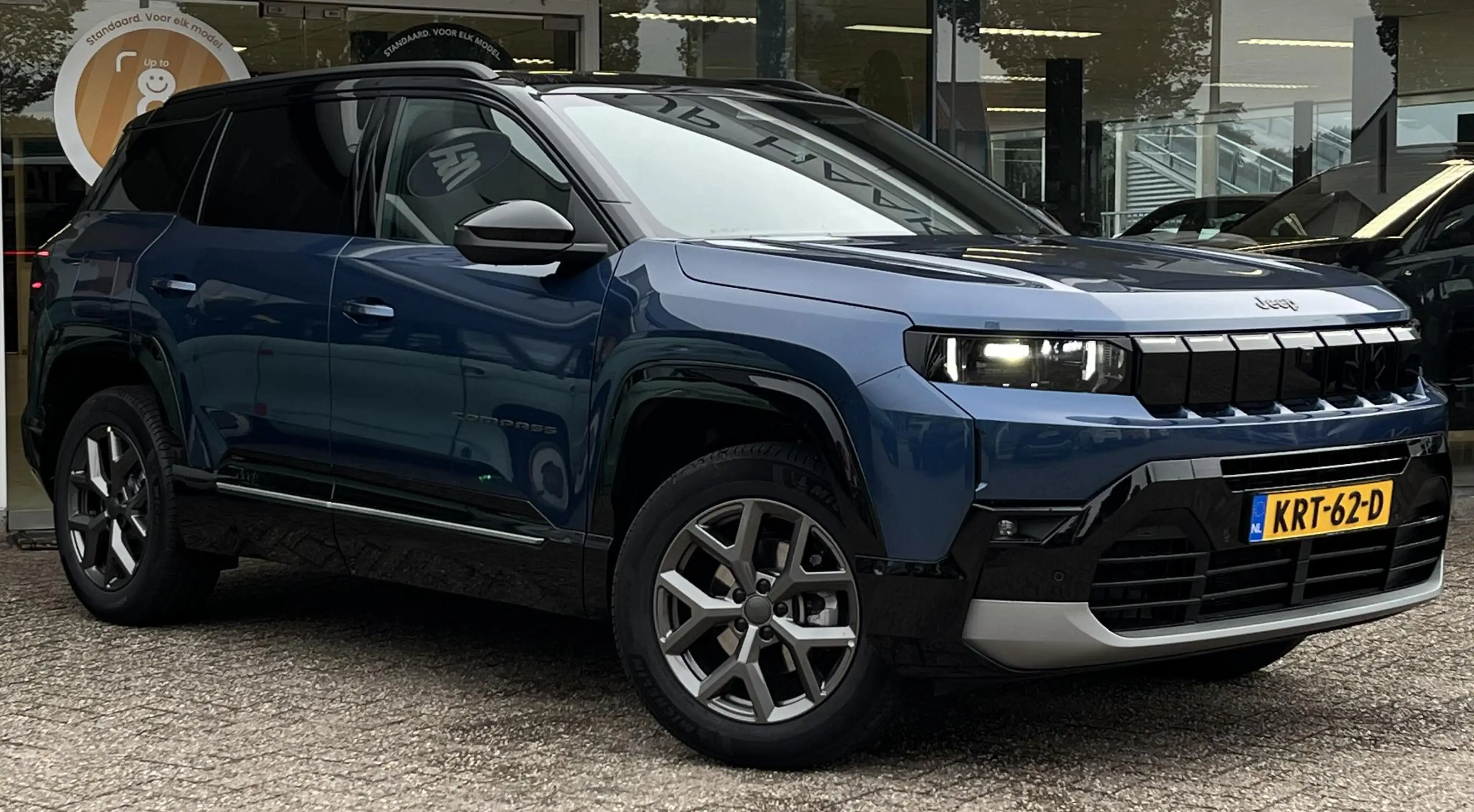 Jeep Compass 1.2 e-Hybrid Summit | Apple/Android | Panorama sch — photo 3