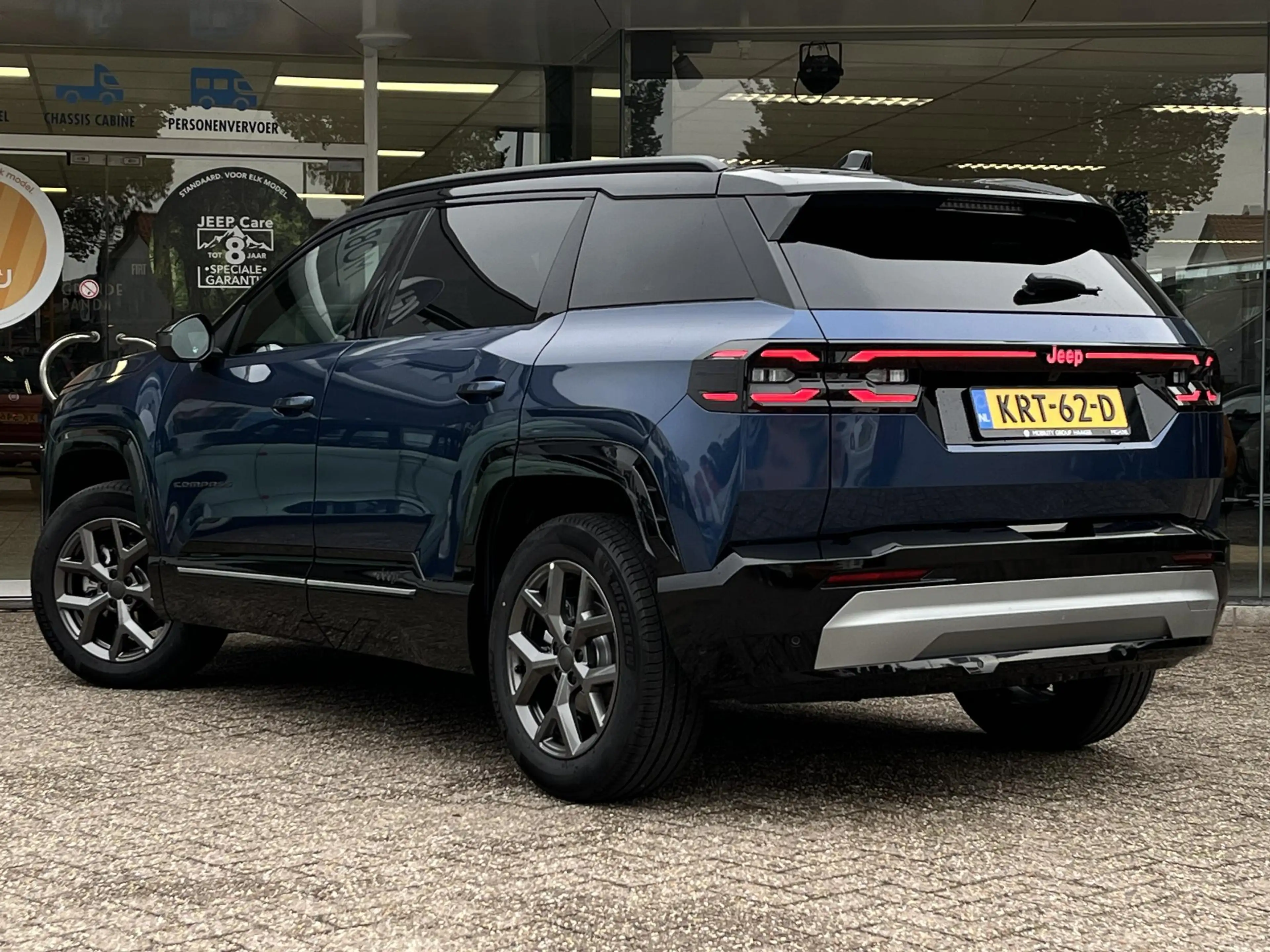 Jeep Compass 1.2 e-Hybrid Summit | Apple/Android | Panorama sch — photo 13