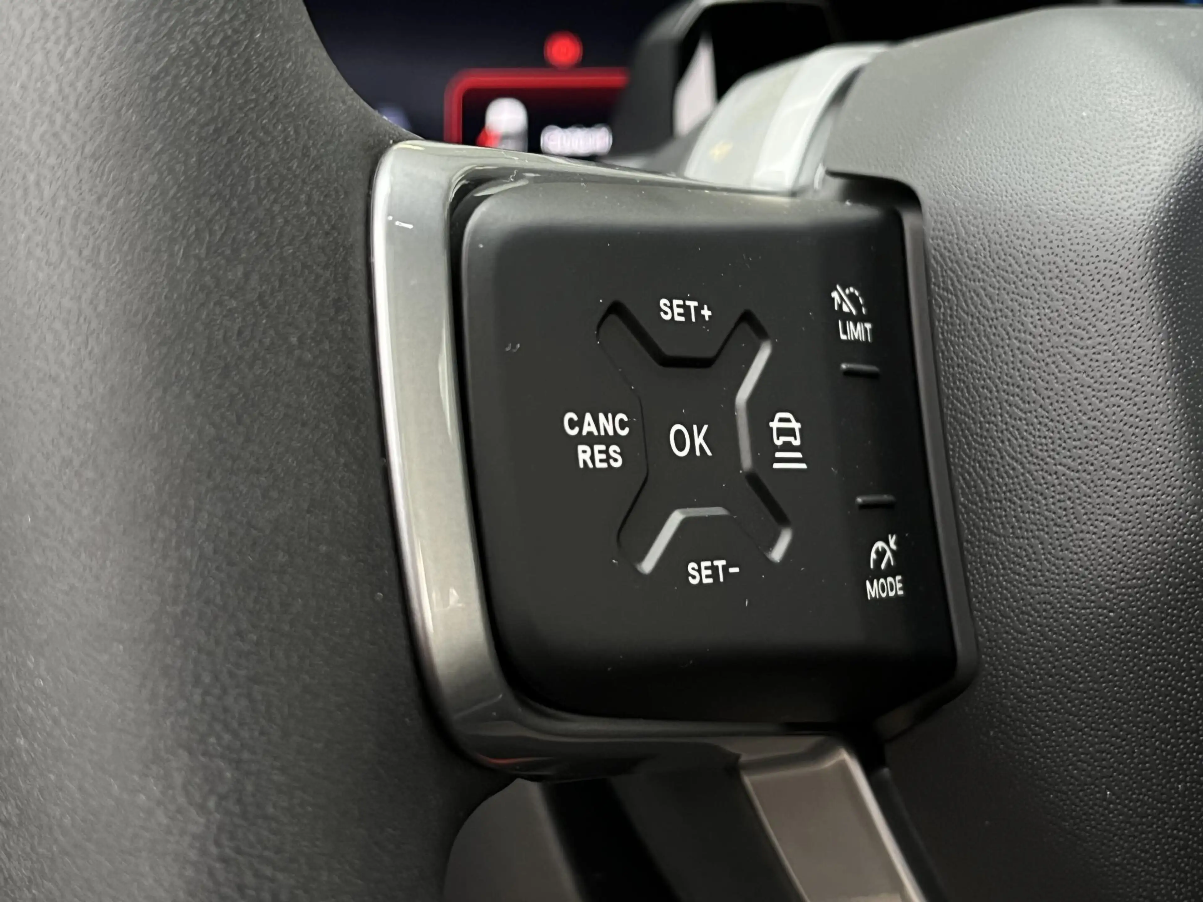 Jeep Compass 1.2 e-Hybrid Summit | Apple/Android | Panorama sch — photo 18