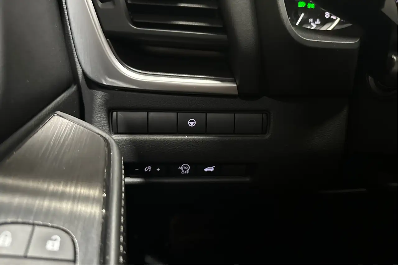 Nissan Rogue fotografie Nissan Rogue
