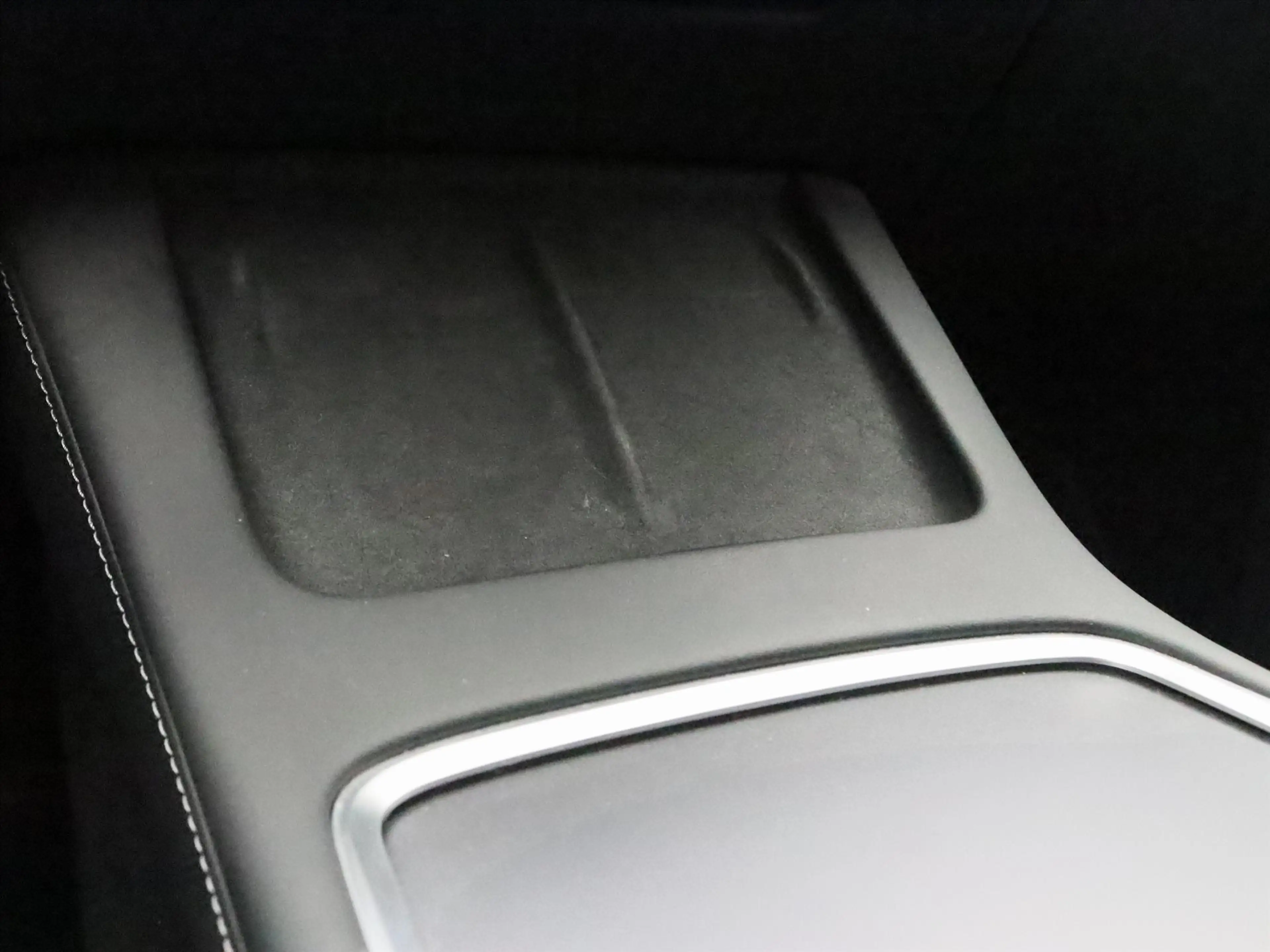 Tesla Model Y Long Range AWD 75kWh 351pk AMD RYZEN 92,5% SoH [ A — photo 27