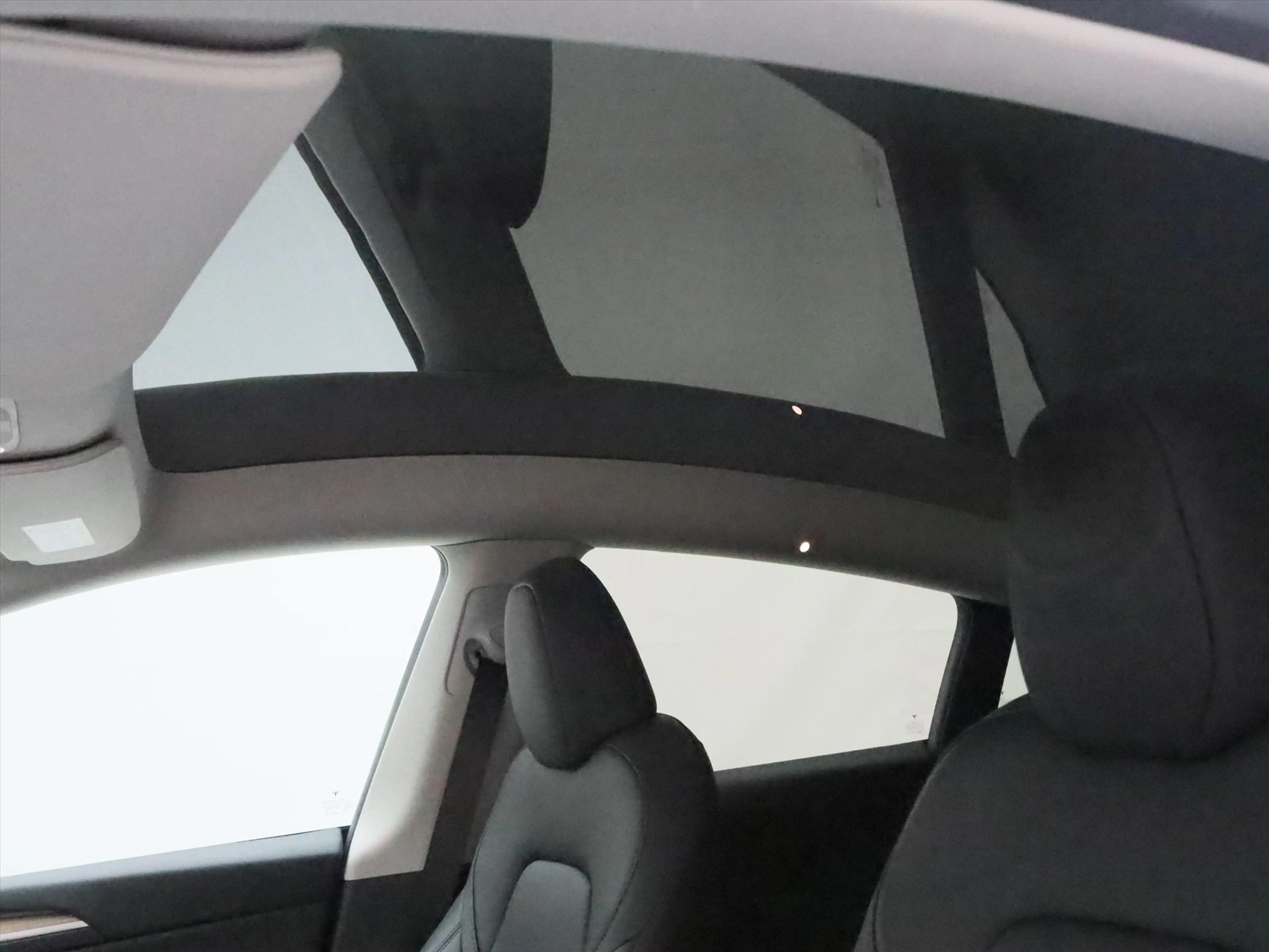 Tesla Model Y Long Range AWD 75kWh 351pk AMD RYZEN 92,5% SoH [ A — photo 30