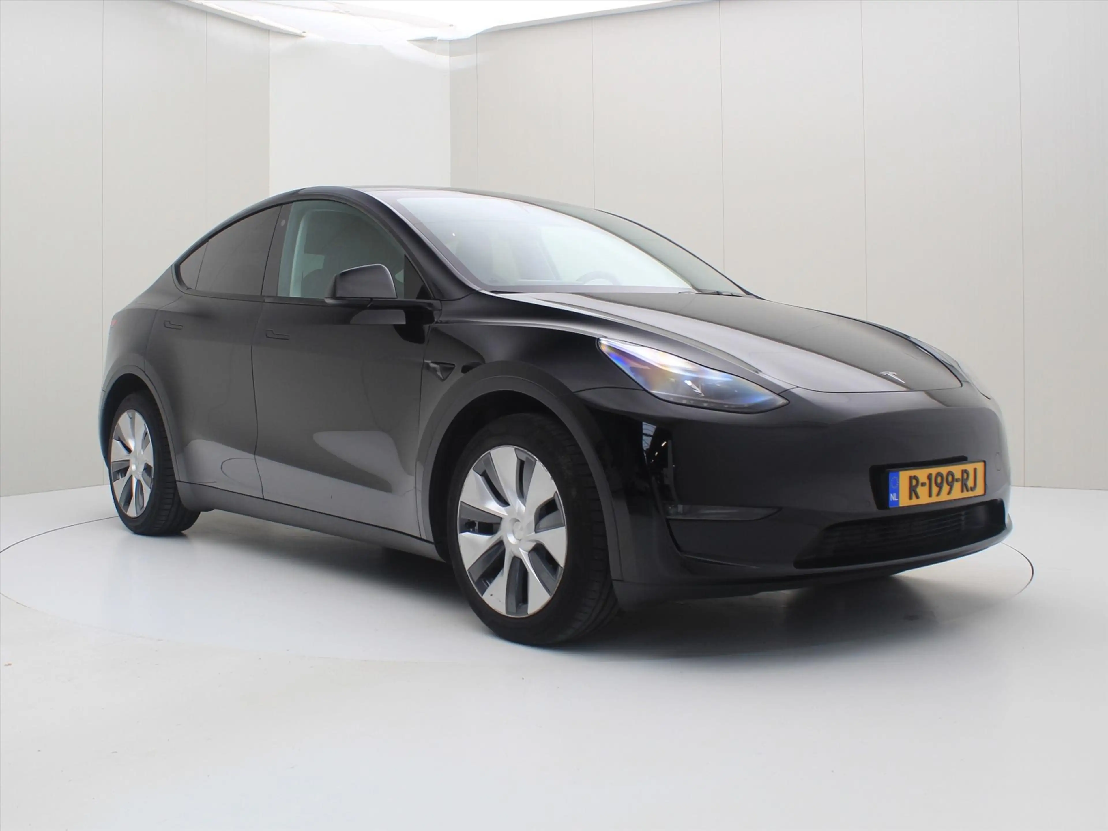 Tesla Model Y Long Range AWD 75kWh 351pk AMD RYZEN 92,5% SoH [ A — photo 6