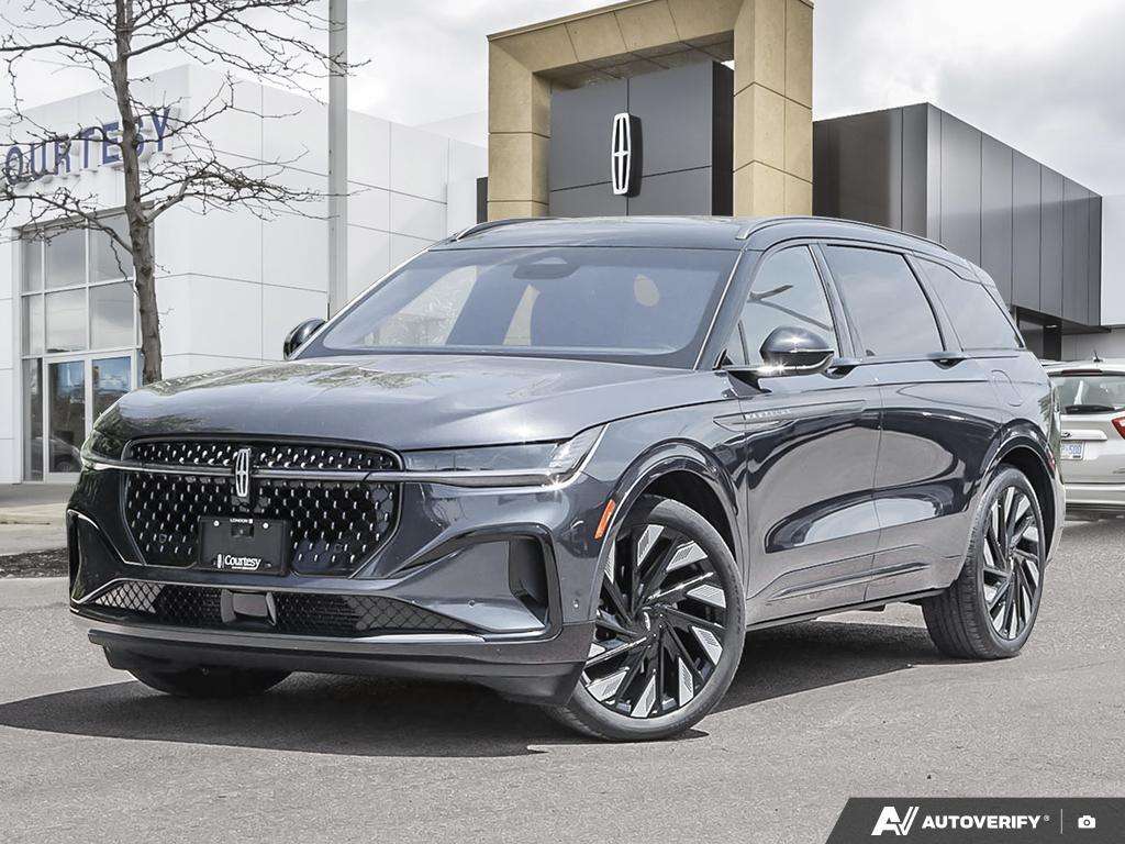 used 2024 Lincoln Nautilus car, priced at $48,589