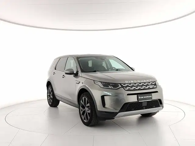 Land Rover Discovery Sport view 6