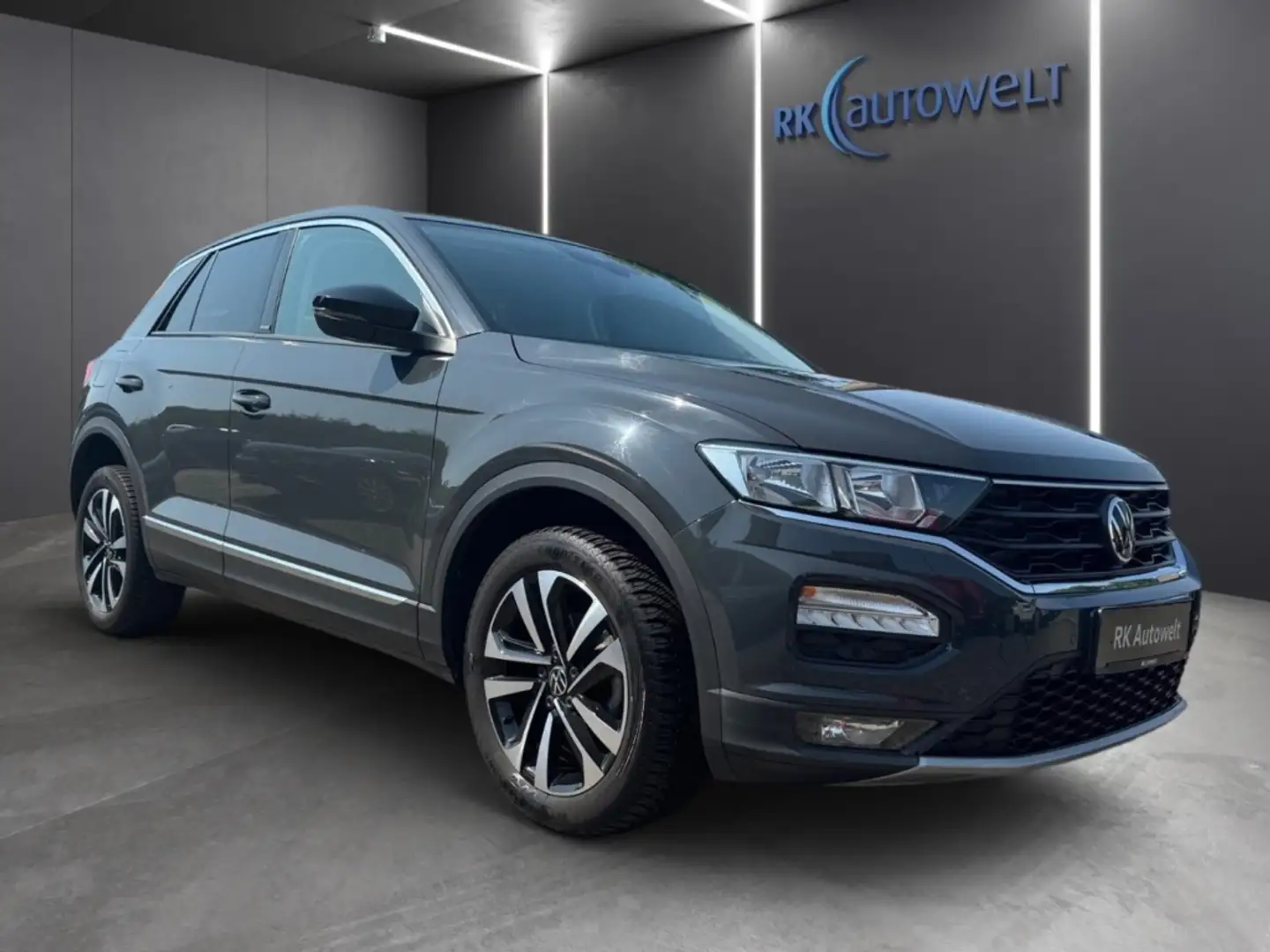 Volkswagen T-Roc United 1.5 TSI Navi Climatronic ACC Sitzheizung Grau - 2