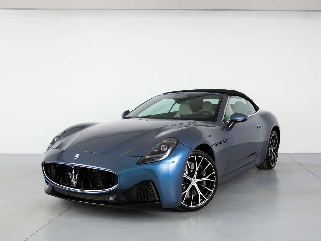 Maserati GranTurismo GranCabrio 490hp AWD - foto 1