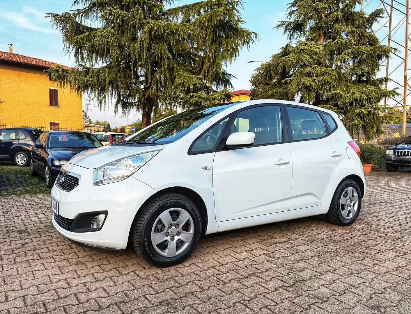 Kia Venga Venga 1.4 CVVT OK NEOPATENTATI Bianco - 1