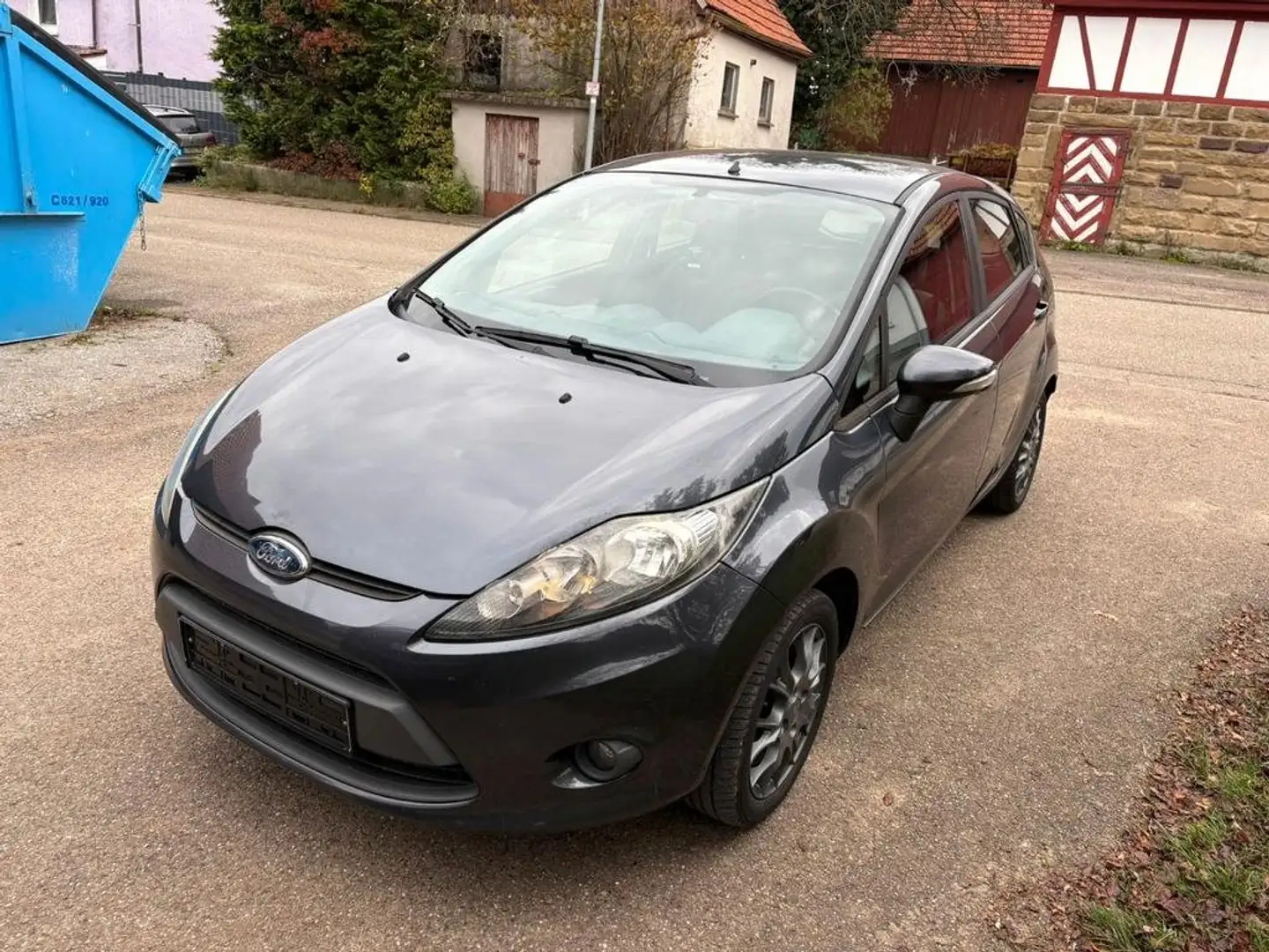 Ford Fiesta Fiesta 1.4 TDCi Titanium Grijs - 1