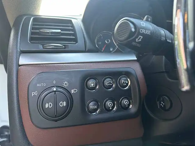 Maserati Granturismo view 12