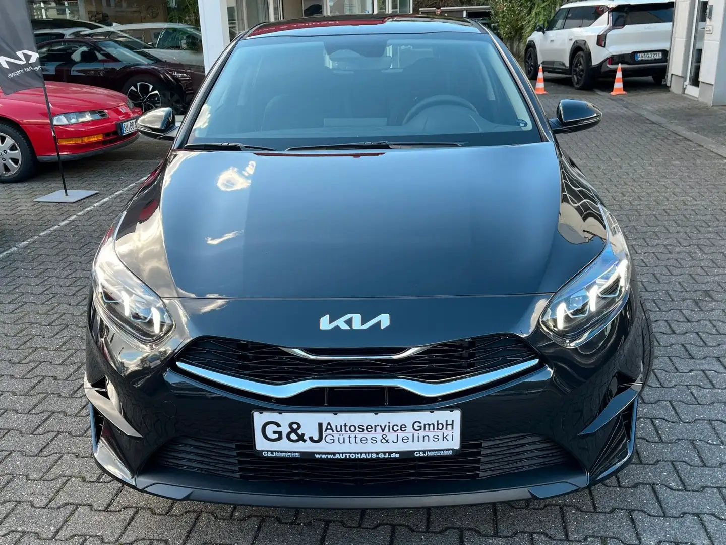 Kia Ceed / cee'd Ceed Spirit 140PS Navi, Kamera, LED, Tempomat Schwarz - 2