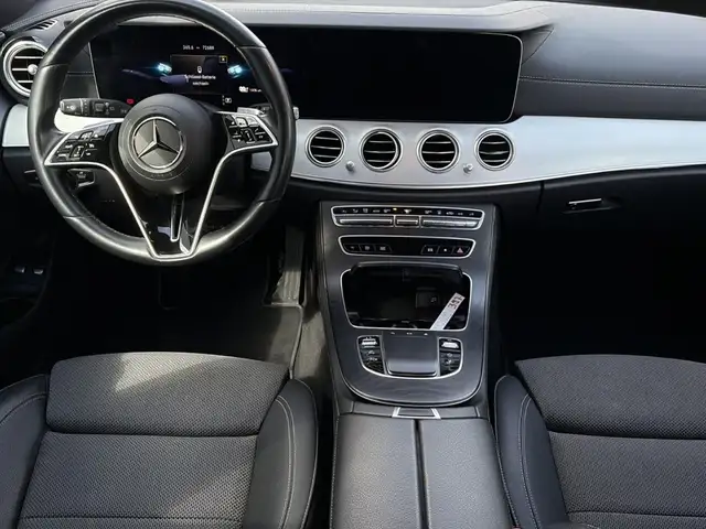 Mercedes-Benz E-Class view 15