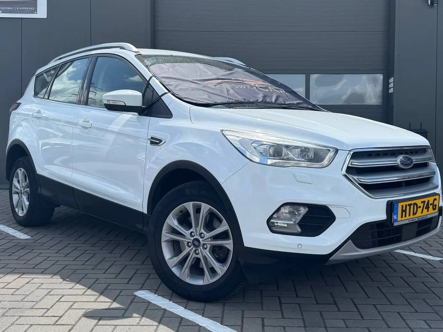 Ford Kuga 1.5 EcoB. ST Line Wit - 1