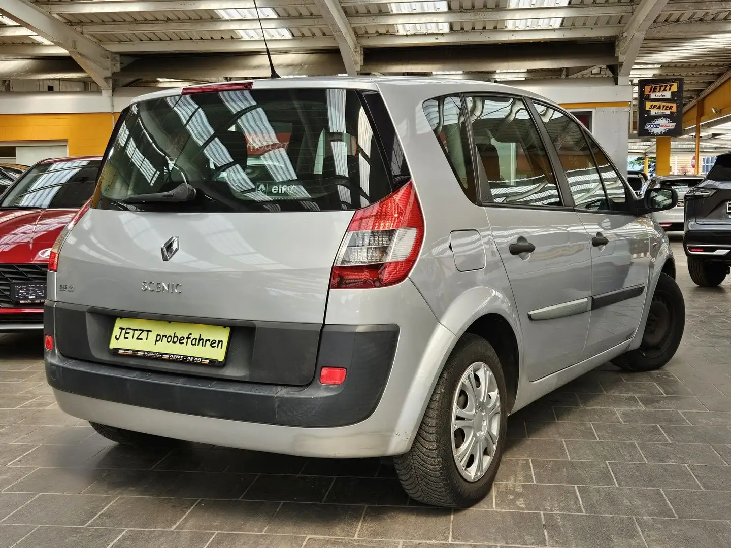 Renault Scenic 1,6i aus 3.Hand mit Sitzheizung Tempomat Zilver - 2