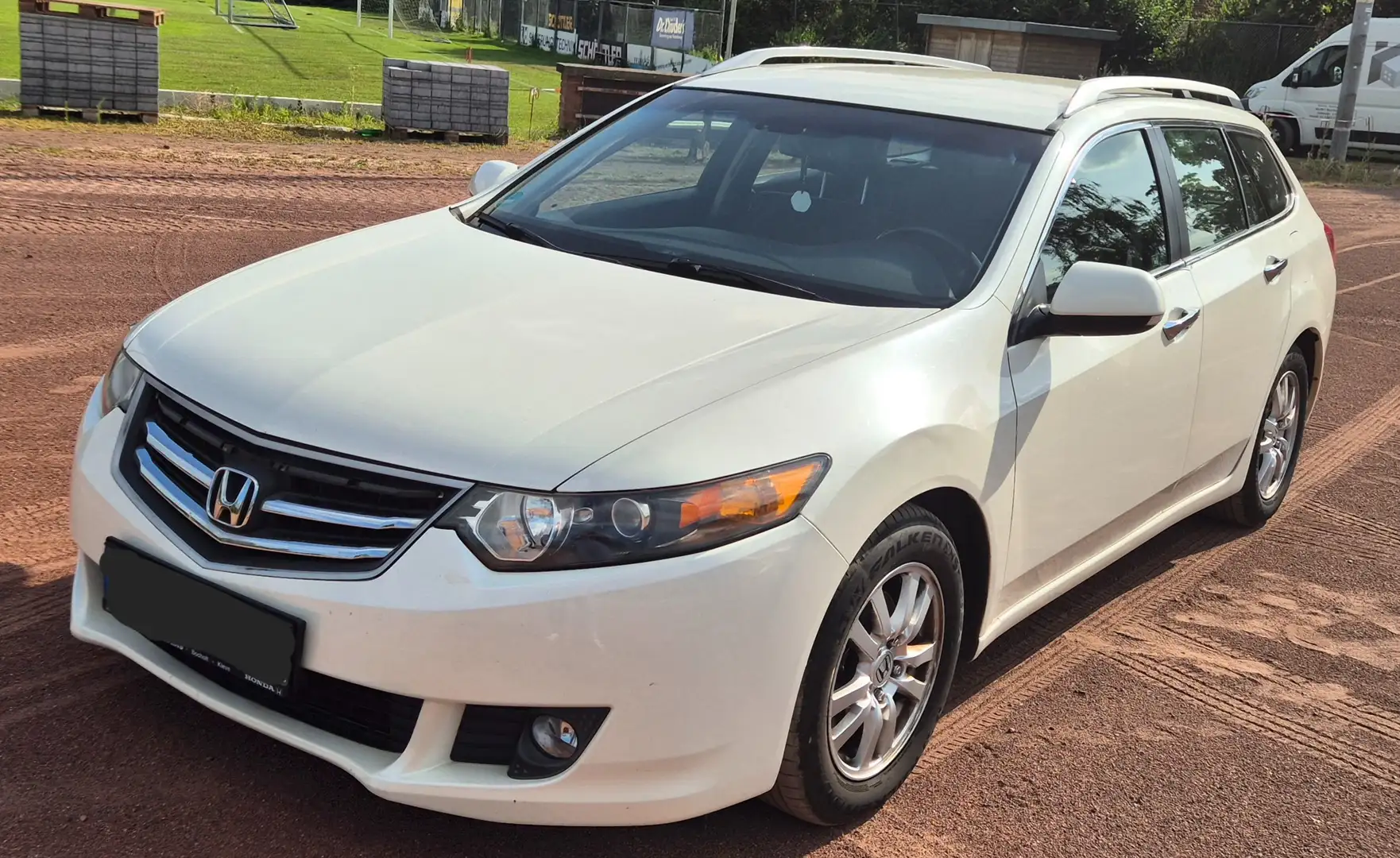 Honda Accord Accord Tourer 2.0 Automatik Executive Weiß - 2