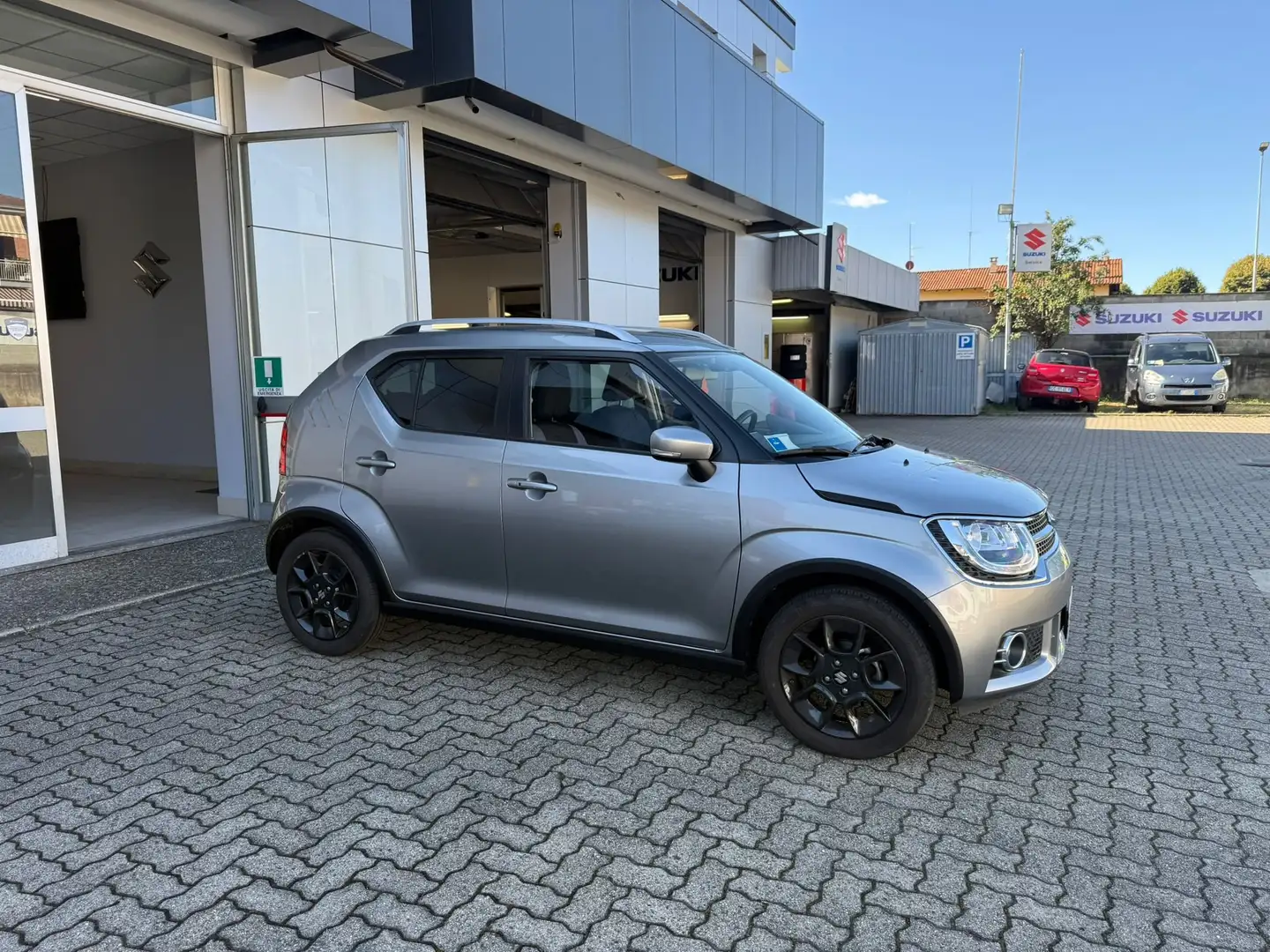 Suzuki Ignis Ignis 1.2h iTop 4wd allgrip Argento - 2