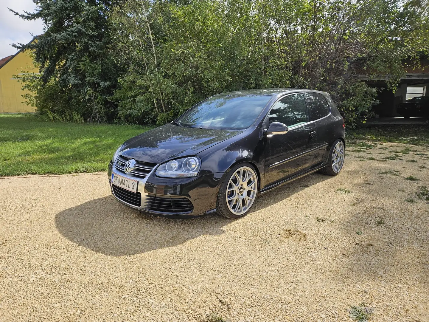 Volkswagen Golf Golf R32 4MOTION DSG R32 Чёрный - 1