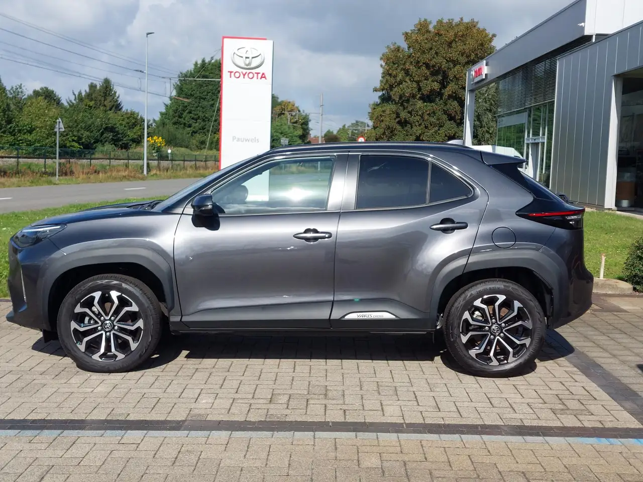 Toyota Yaris Cross 1.5 VVT-ie Hybrid 85kW Executive CVT, миниатюра 6