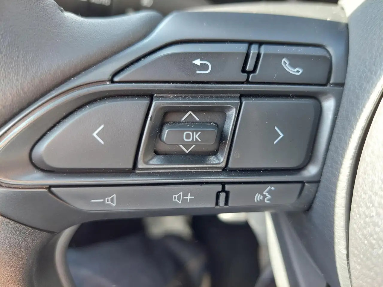 Toyota Yaris Cross 1.5 VVT-ie Hybrid 85kW Executive CVT, миниатюра 20