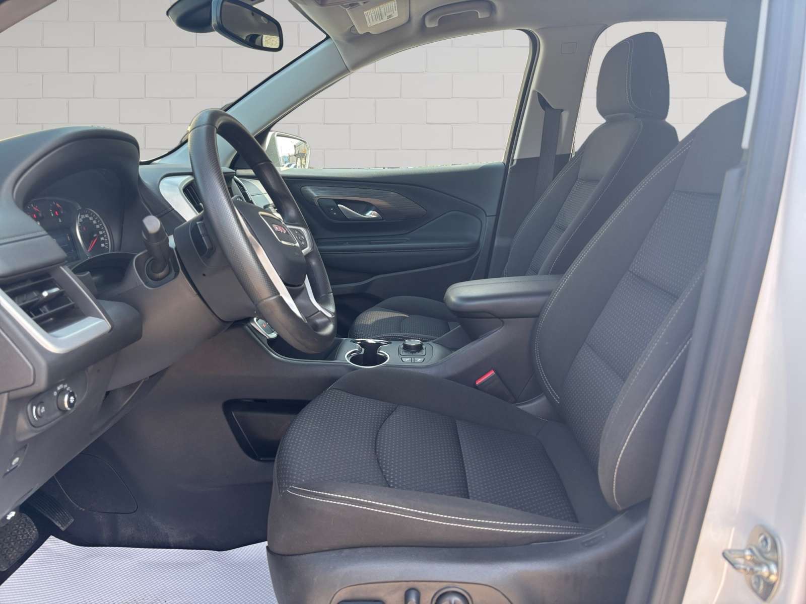used 2024 GMC Terrain car, priced at $26,757