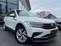 Volkswagen Tiguan 2.0 TDI Life Business | 2022| DSG | Climate | NAVI Wit - thumbnail 12