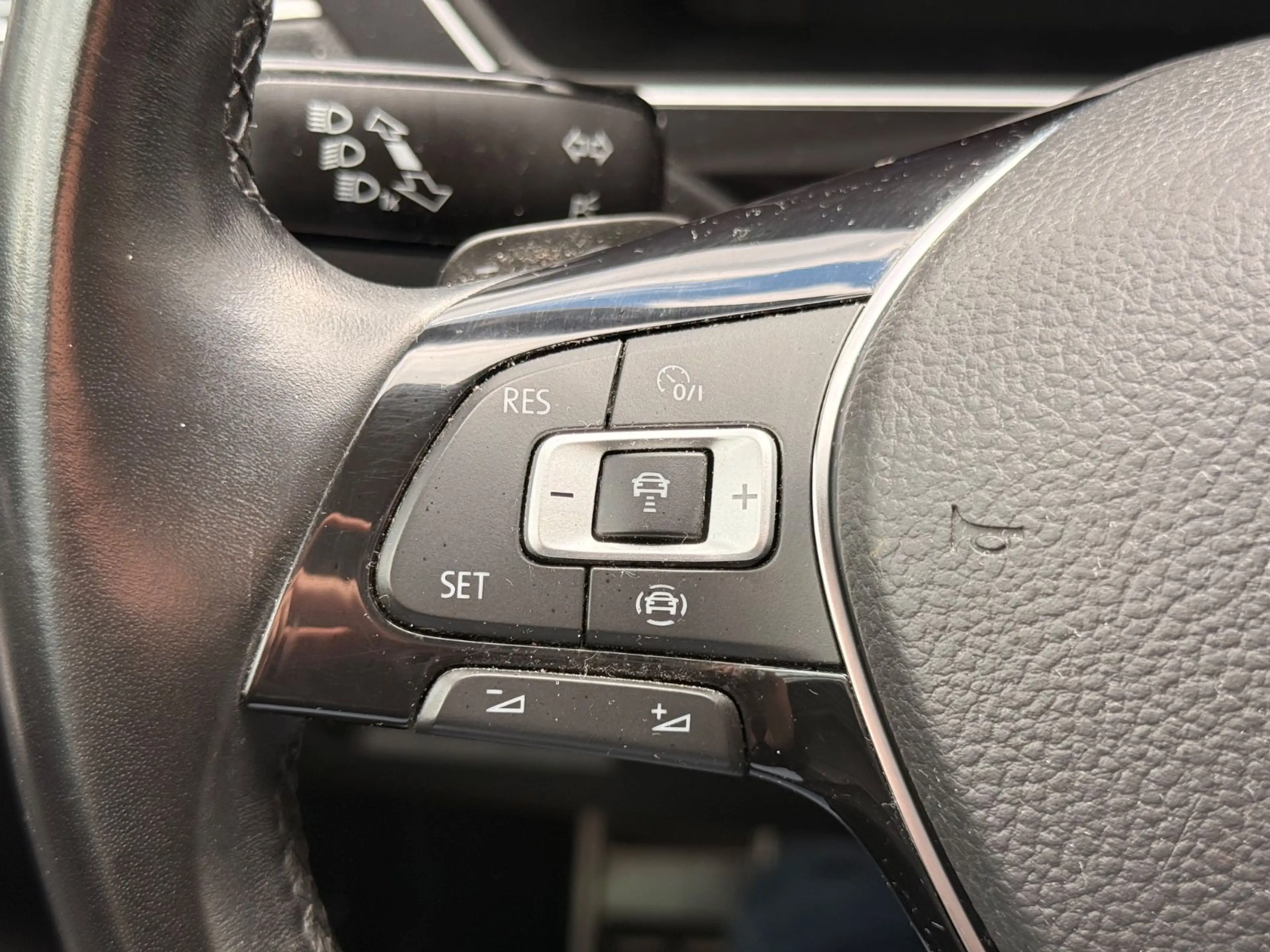 Volkswagen Tiguan United Exclusive 4Motion — photo 19
