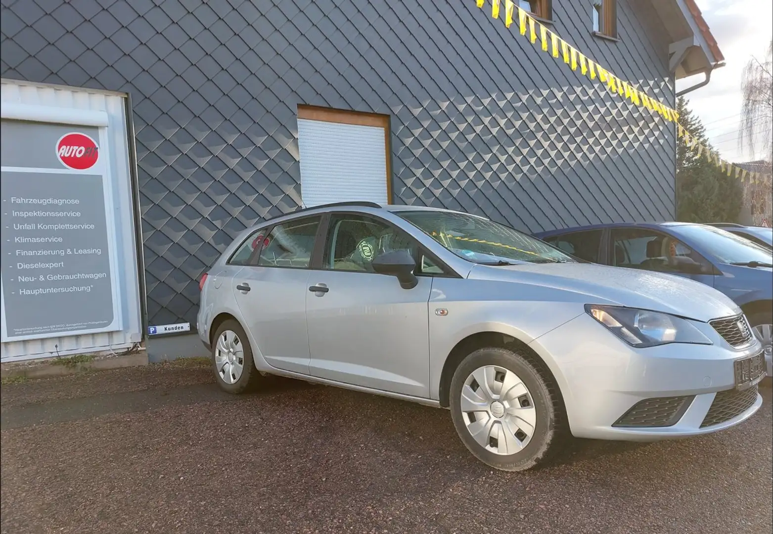 SEAT Ibiza Reference Grau - 2