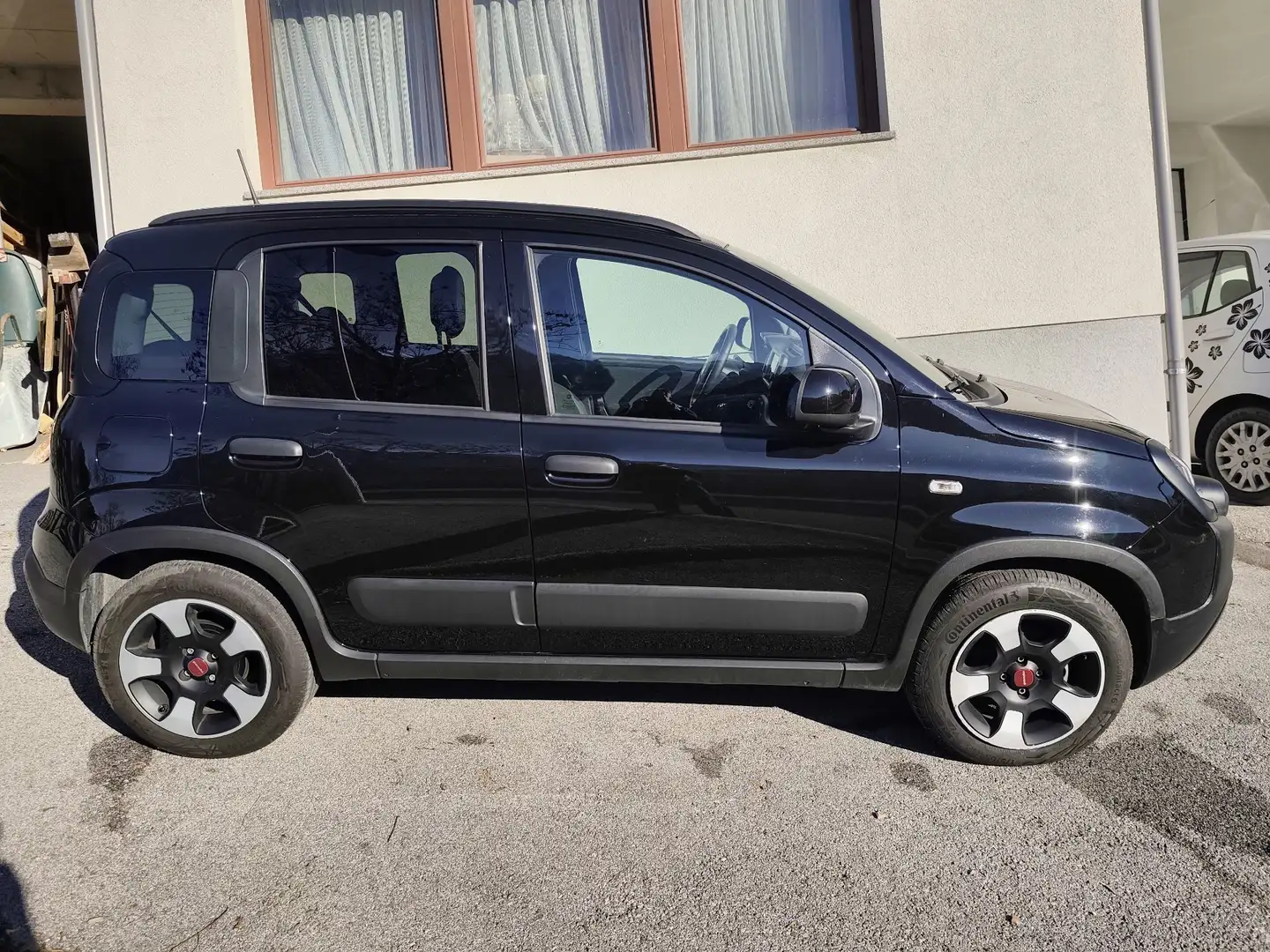 Fiat Panda Cross Schwarz - 2