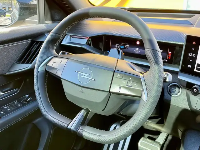 Opel Grandland view 12