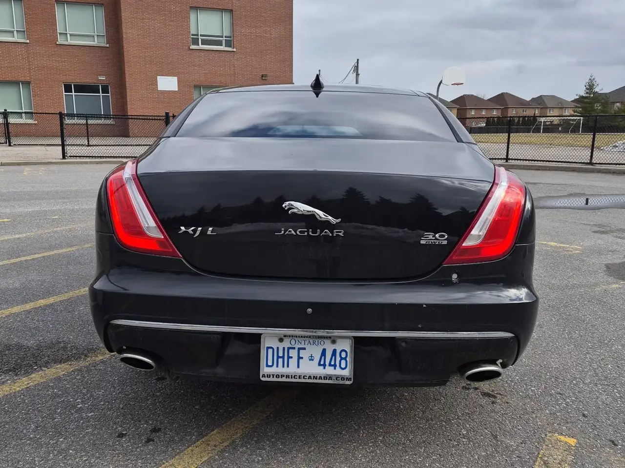 Jaguar XJ снимка Jaguar XJ