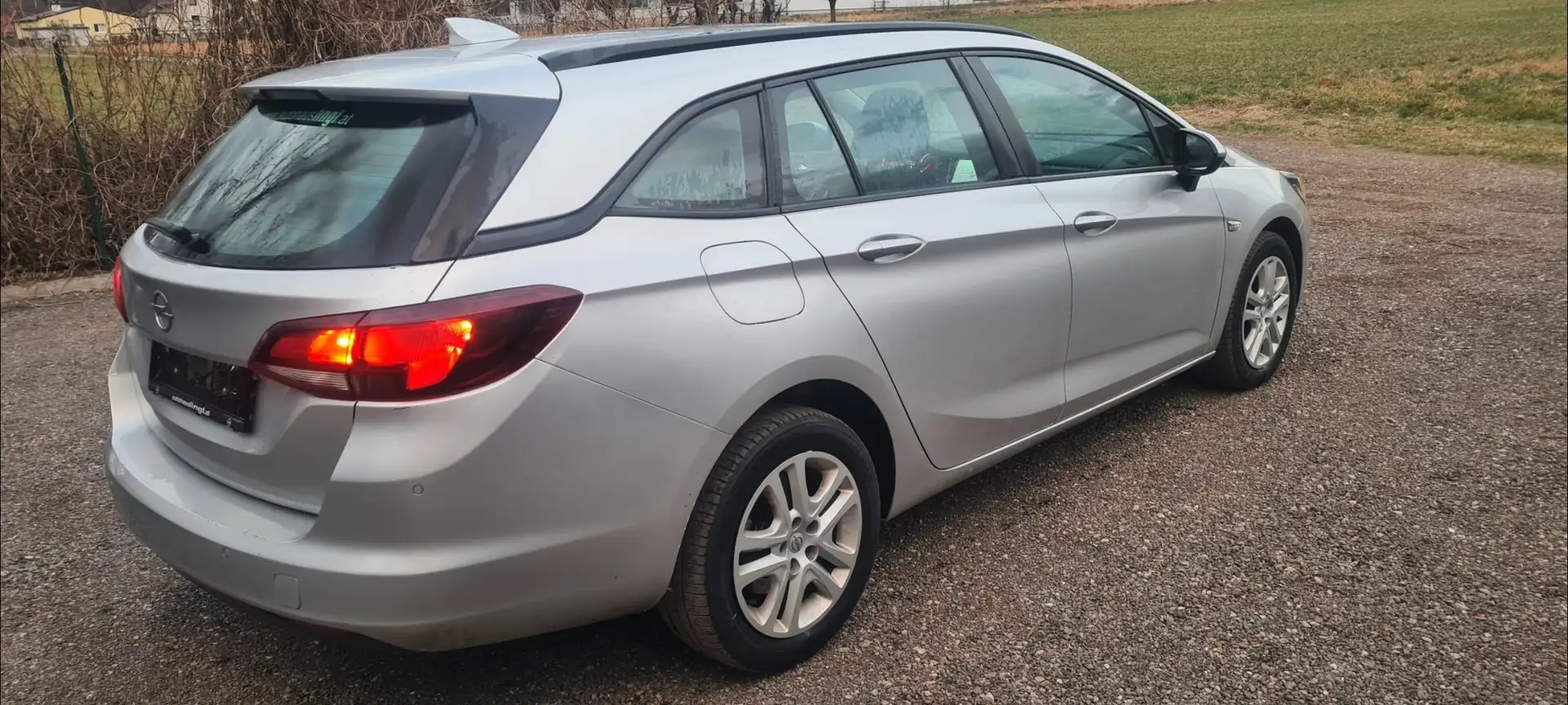 Opel Astra Edition Start/Stop Grau - 1
