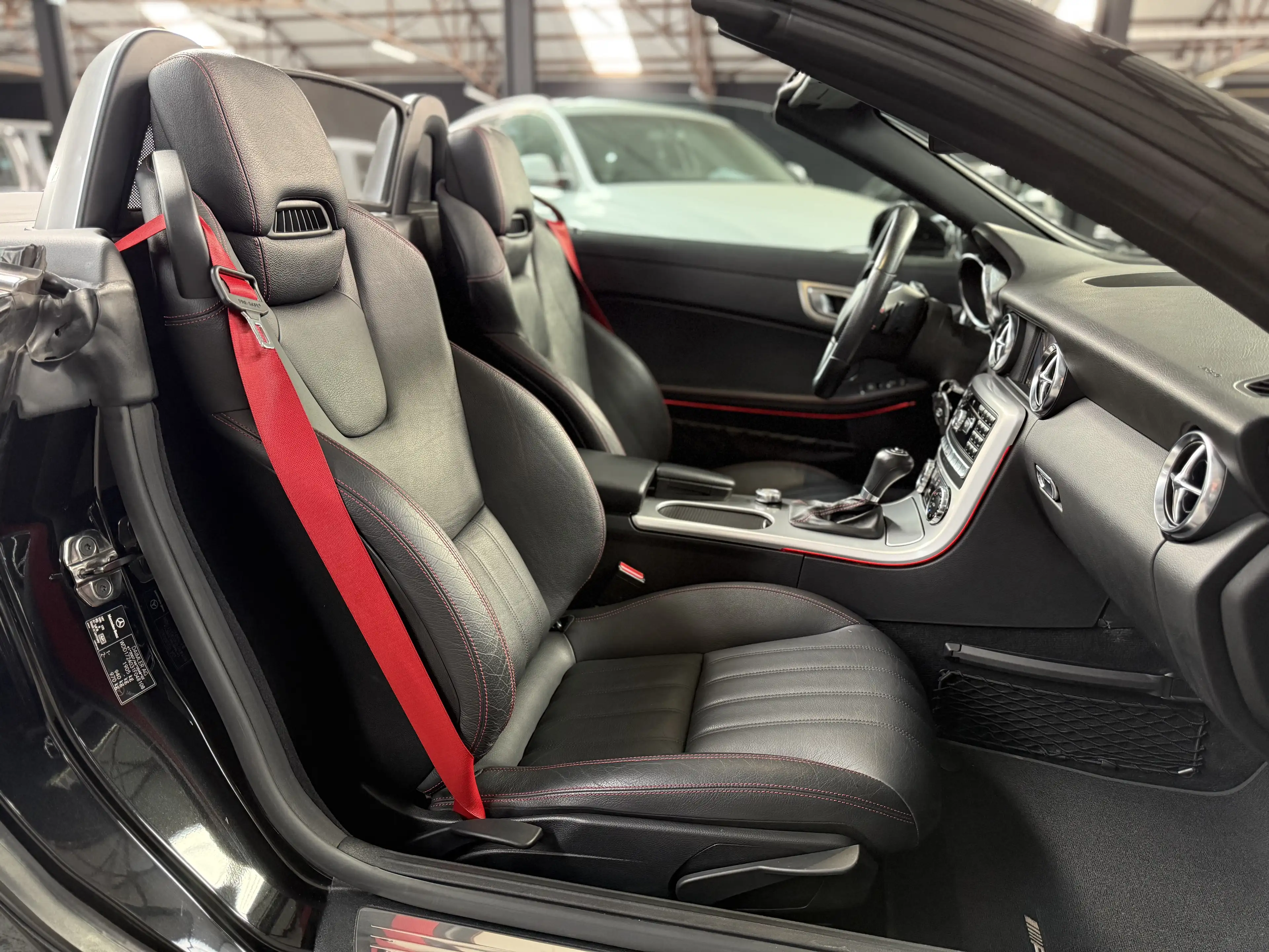 Mercedes-Benz SLK 250 D * PACK AMG * RADAR * SONO * AIRCRAFT * SIEGE CH — photo 10