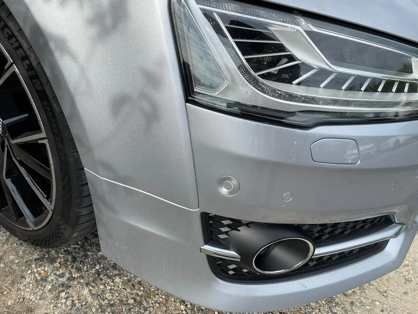 Audi S8 4.0 TFSI Plateado - 2