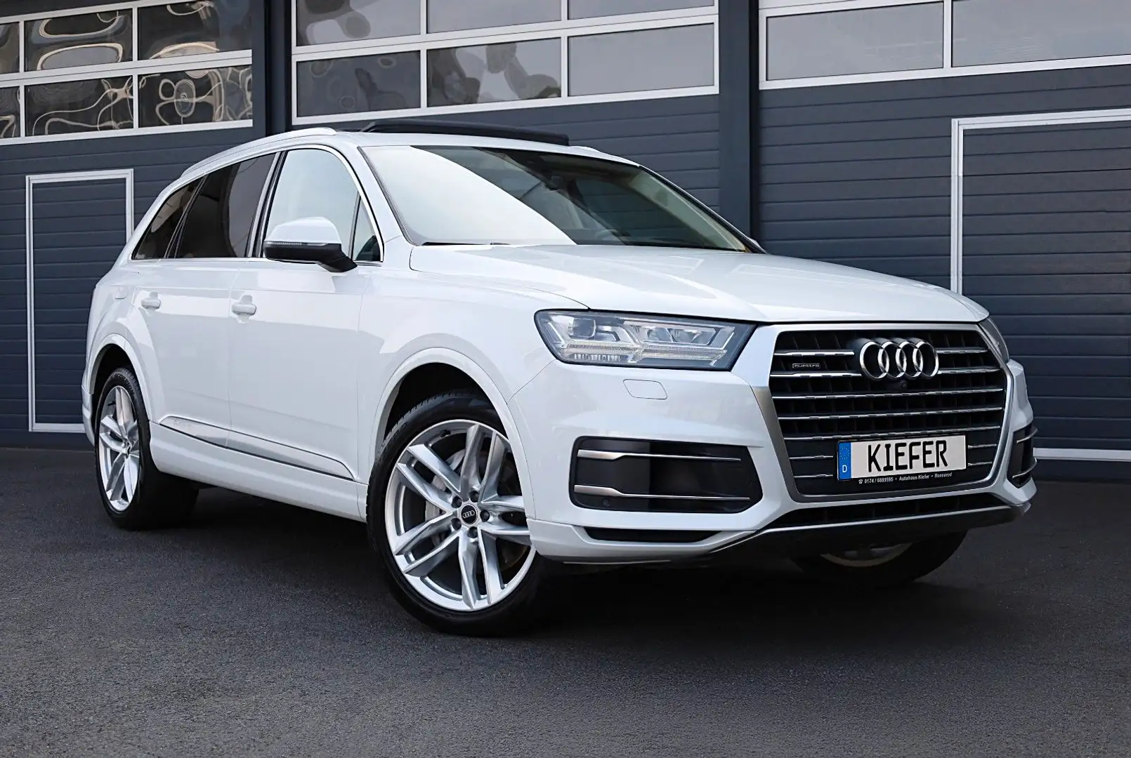 Audi Q7 3.0 TFSI/HUD/360/BOSE/AHK/7Sitzer/SHZ/SBL/R21 Weiß - 1