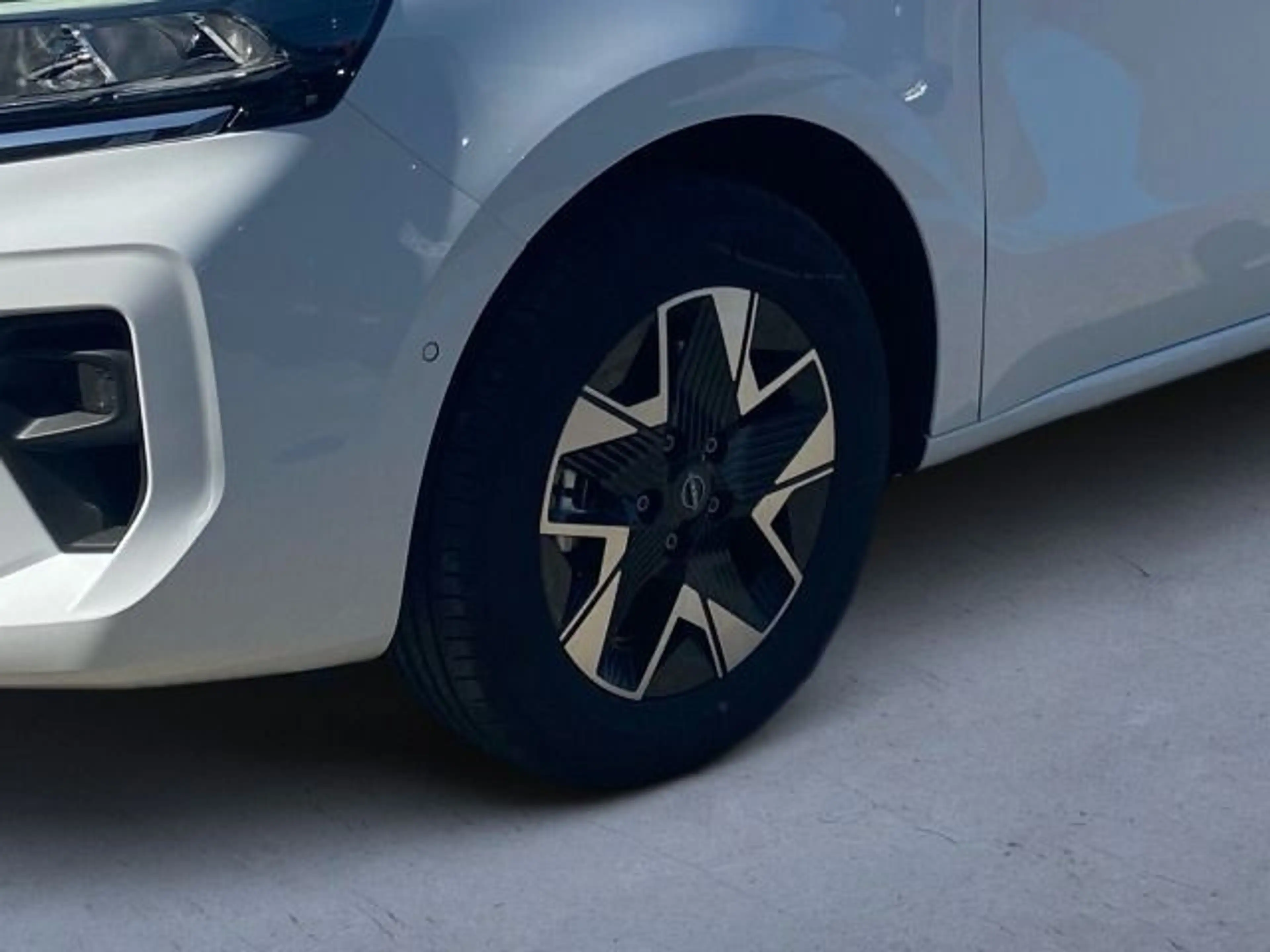 Nissan Townstar 1.3 Automatik Tekna L2 *7-Sitzer*360'* — photo 5