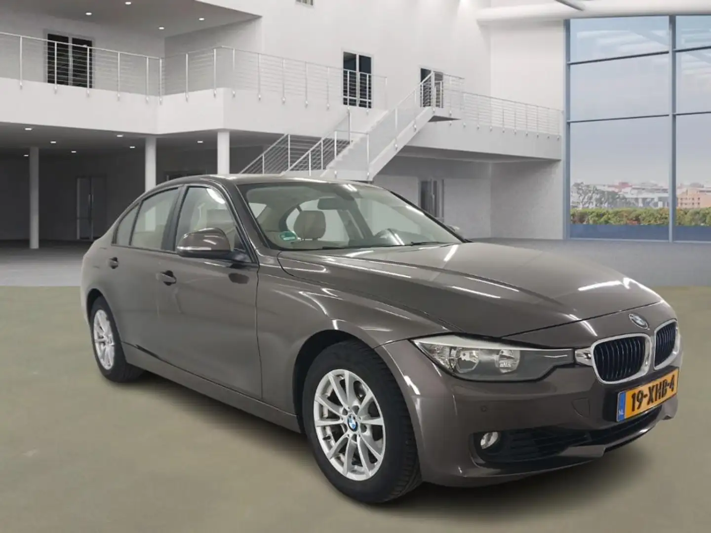 BMW 320 3-serie 320i Executive|aut|psensor|navi|leder|stoe Marrón - 2