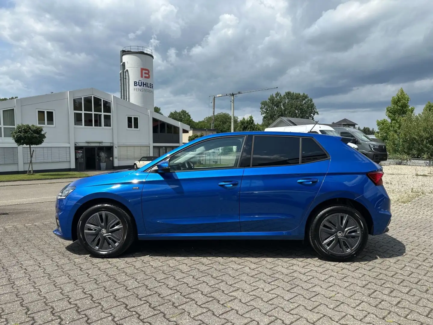 Skoda Fabia Drive 1.0 MPI Klima Rückfahrkamera Fenster el. Blau - 2