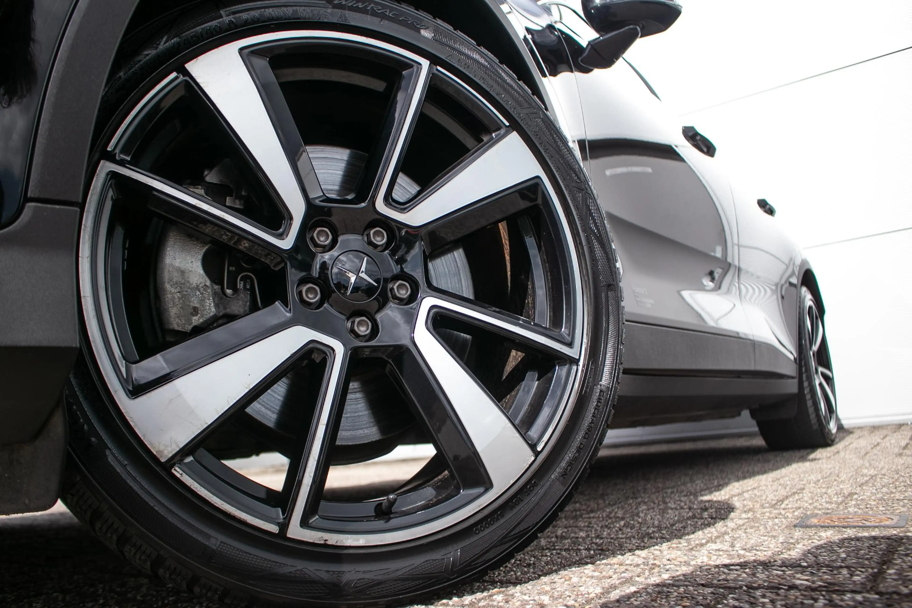 Polestar 2 Long Range Dual Motor Launch Edition 78kWh Ad. Cru — photo 15