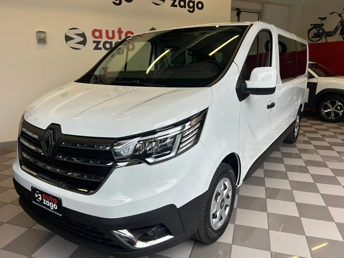 Renault Trafic COMBI EQUILIBRE L2H1 BLU DCI 150 CV 9 POSTI Blanc - 1