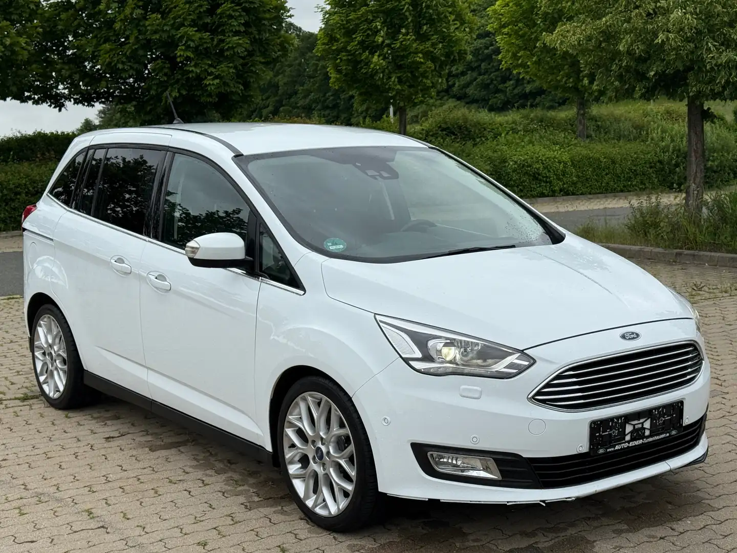 Ford Grand C-Max Titanium Xenon/LED/Navi/Sitzh./Temp./18Zoll Білий - 2