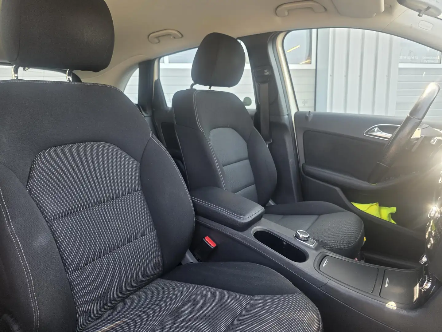 Mercedes-Benz B 180 B Style Blanc - 2