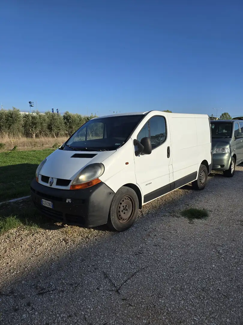 Renault Trafic - 2