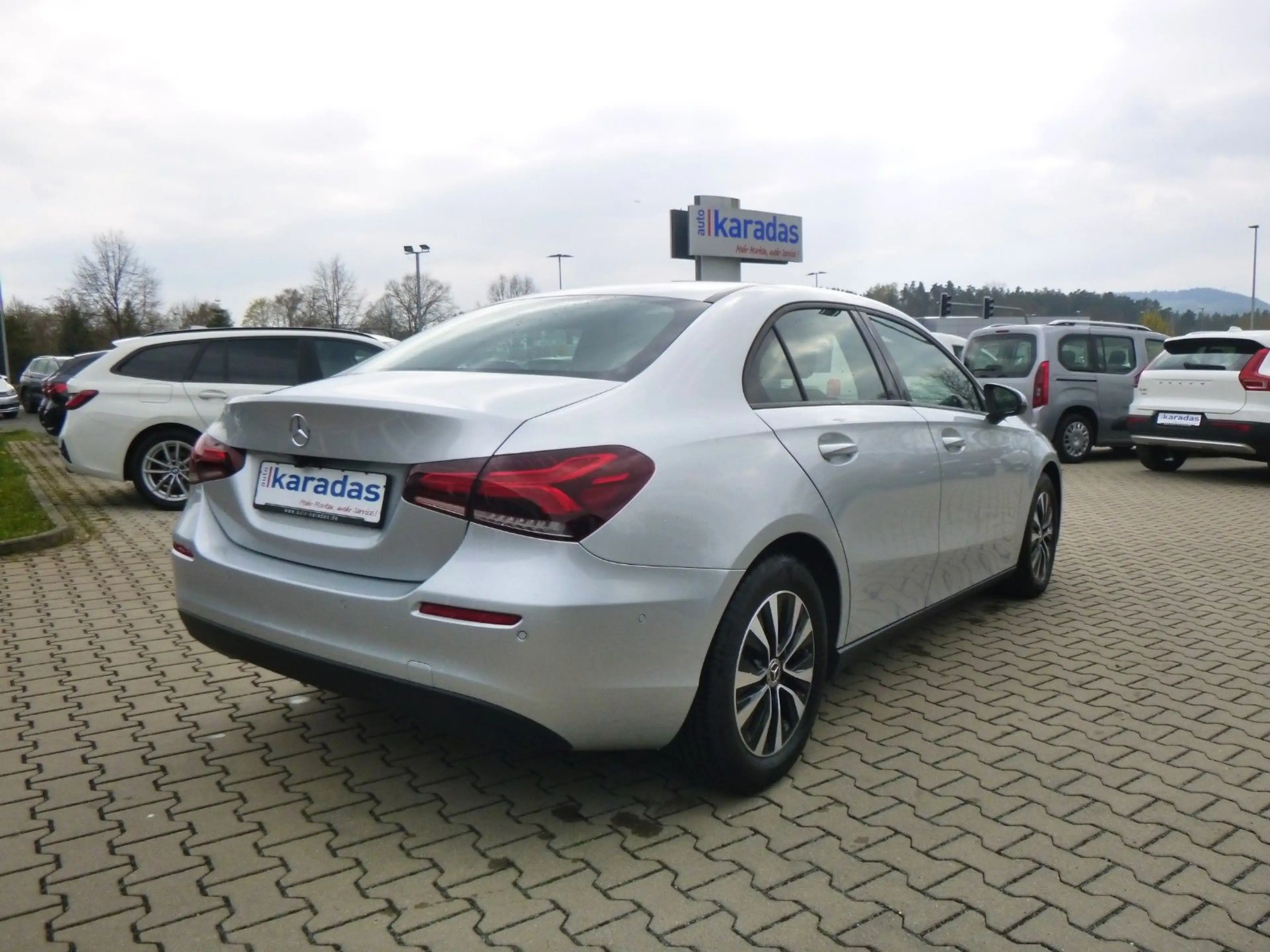 Mercedes-Benz A 180 Limousine NAV/LED/KAM/PDC/SHZ — photo 6