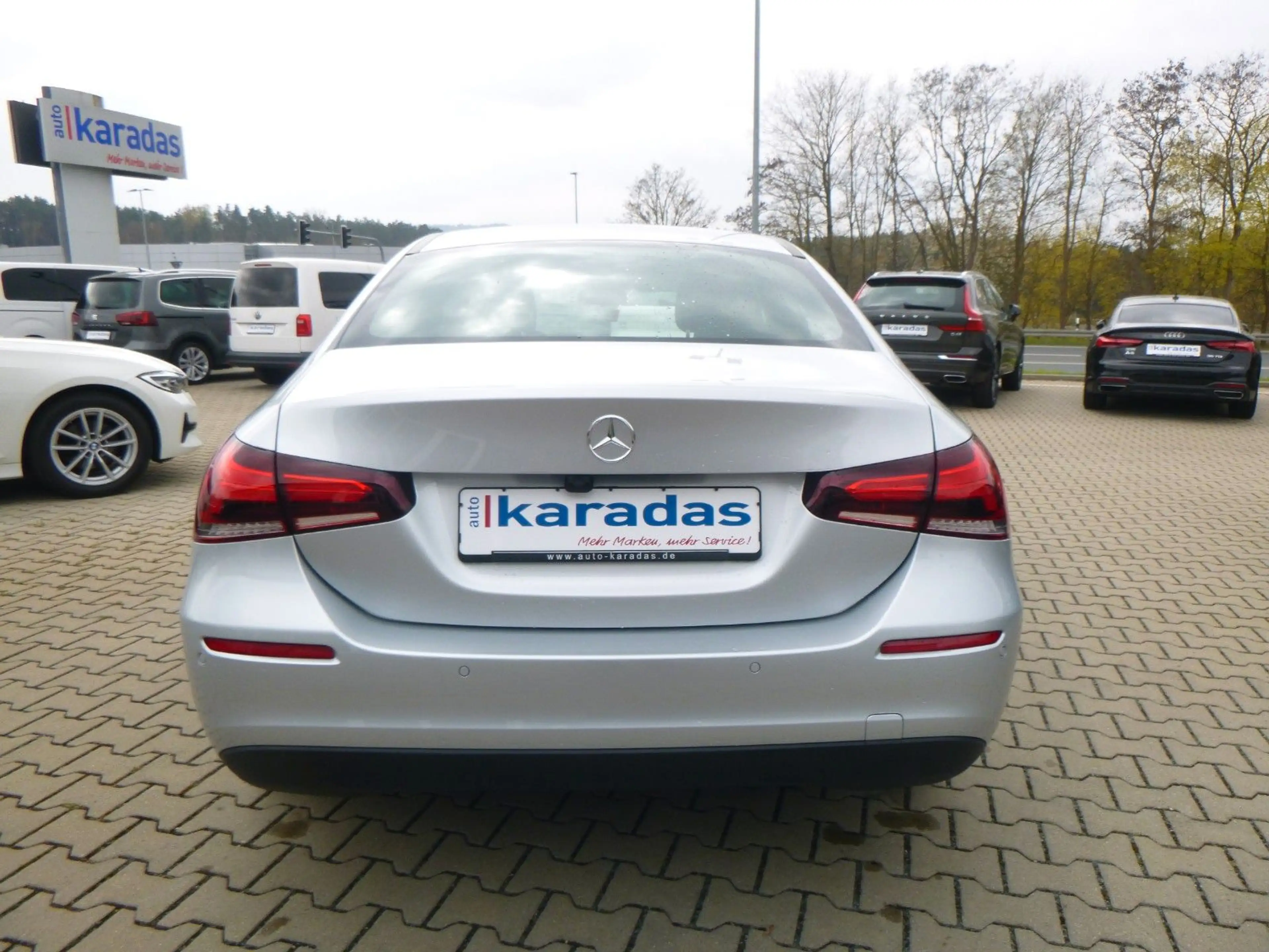 Mercedes-Benz A 180 Limousine NAV/LED/KAM/PDC/SHZ — photo 7