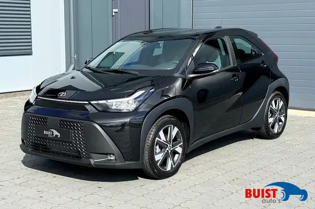 Toyota Aygo X Hybrid 115 pulse 17" STOELVERWARMING CARPLAY NIEUW
